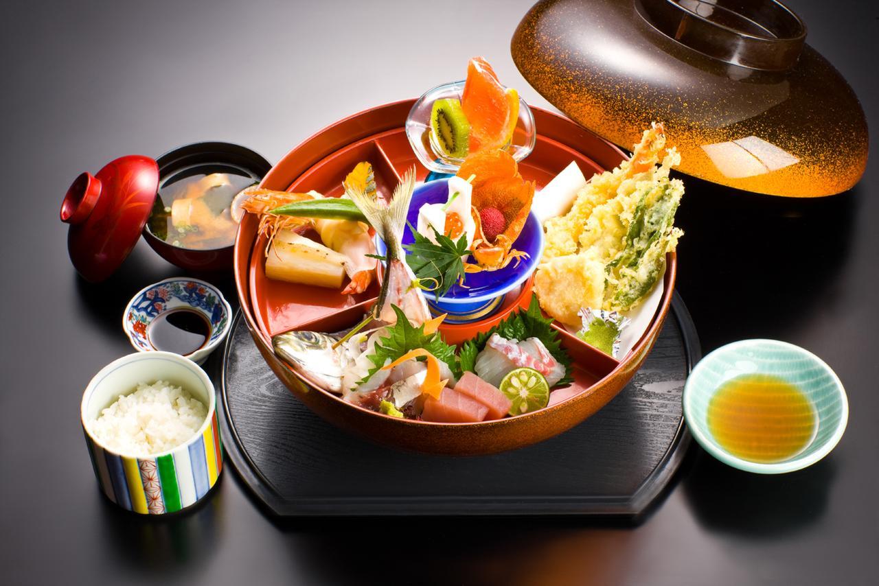 Subaruyado Yoshino Hotel Токушима Екстериор снимка